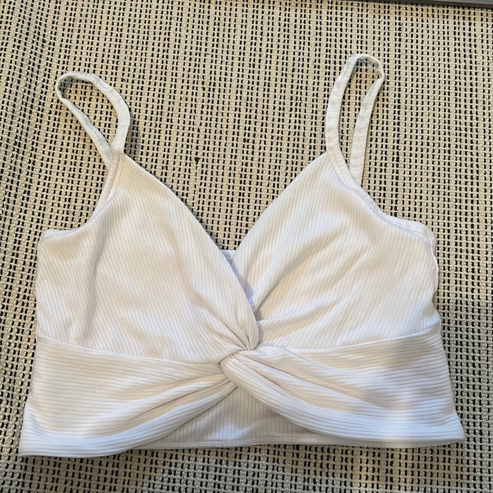 Aritzia white crop top